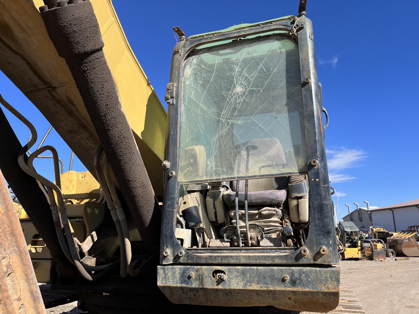 ./imagenes/INVOICE/2019/17511/EXCAVADORA 330C PARA PARTES (5).JPG